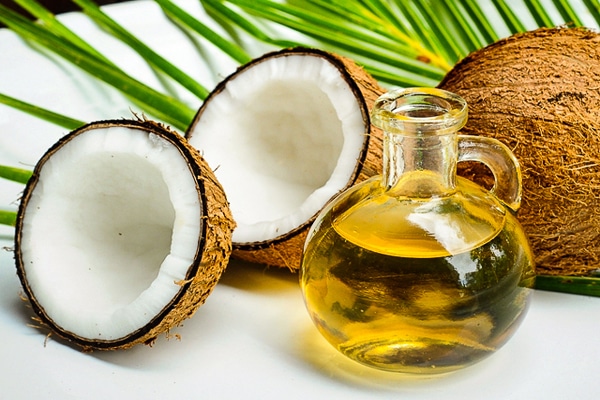 easy available oil from kitchen for toe nail fungus