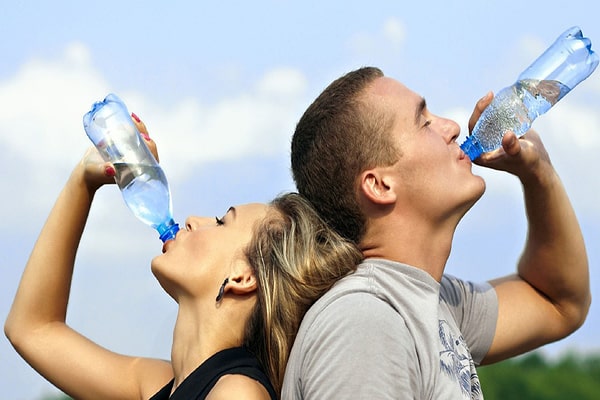 How-Long-Does-Bottled-Water-Last-When-Opened-Unopened